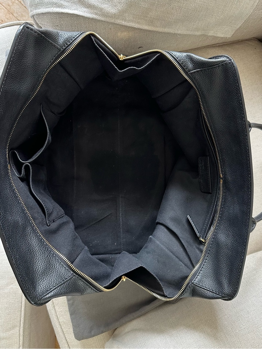 ALEXANDER MCQUEEN Large Padlock Tote Bag Gold Skull Black Leather - Picture 15 of 16